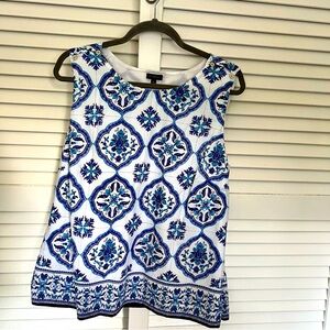 TALBOTS 1X Petite lined short sleeveless top.  White & blue 100% cotton.